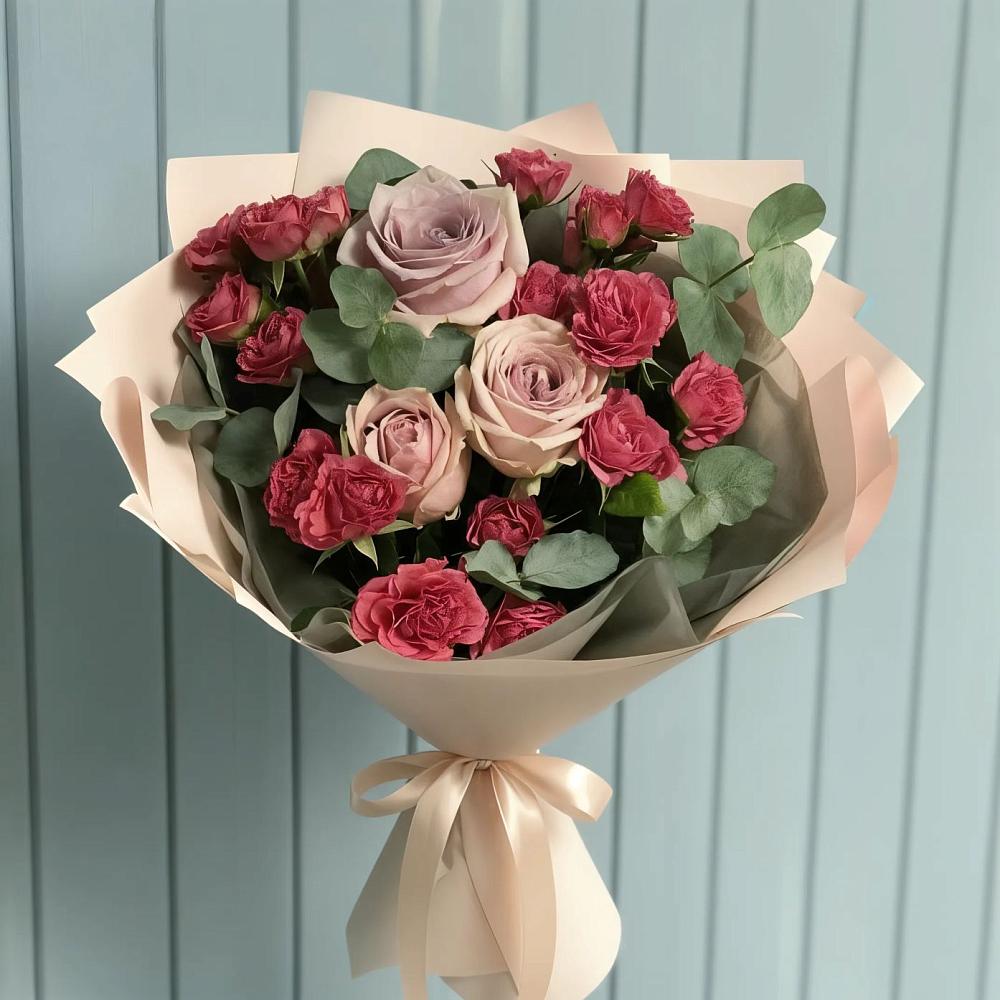 Букет цветов из: Гвоздики и Розы в Калининграде