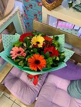 Букет цветов из:  Герберы, Хризантемы и Альстромерии #REPLACE_PRED# Калининграде