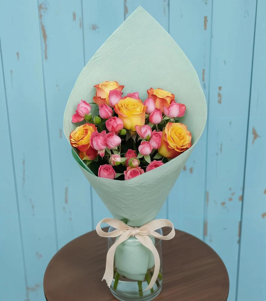 Букет Отличное настроение в Калининграде Букет цветов из: Розы в Калининграде