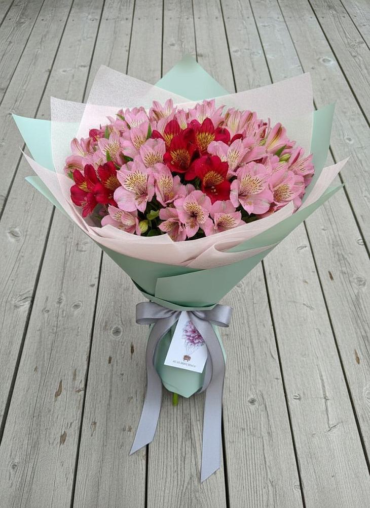 Букет цветов из: Альстромерии в Калининграде