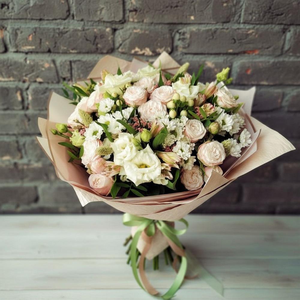Букет цветов из: Альстромерии, Розы и Хризантемы в Калининграде
