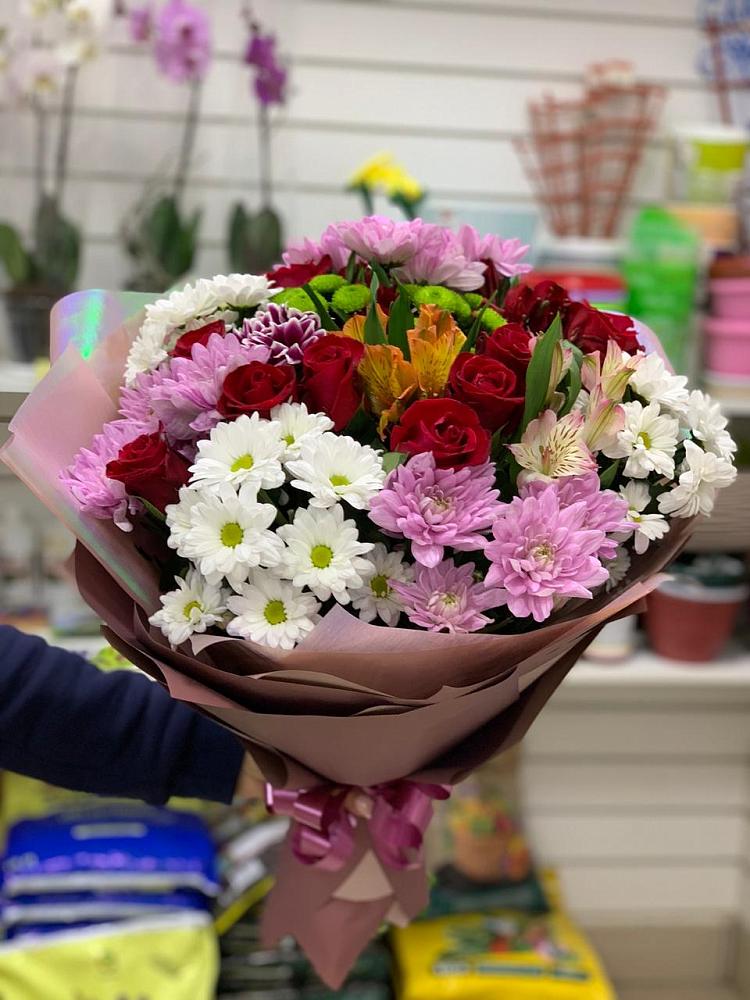 Букет салют цветов в Калининграде Букет цветов из: Розы, Хризантемы и Альстромерии в Калининграде
