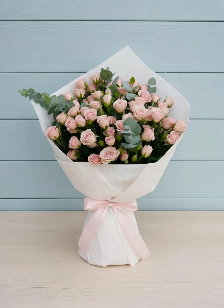 Букет цветов из: Розы в Калининграде