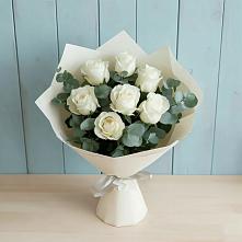 Букет Белые розы в Эвкалипте в Калининграде