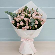 Букет цветов из:  Розы в Калининграде