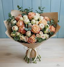 Букет цветов из:  Альстромерии и Розы в Калининграде